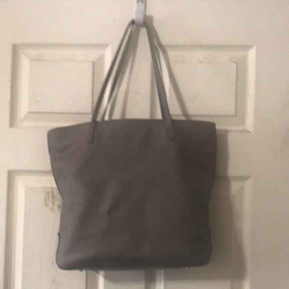 Handbag - Picture 2 of 8